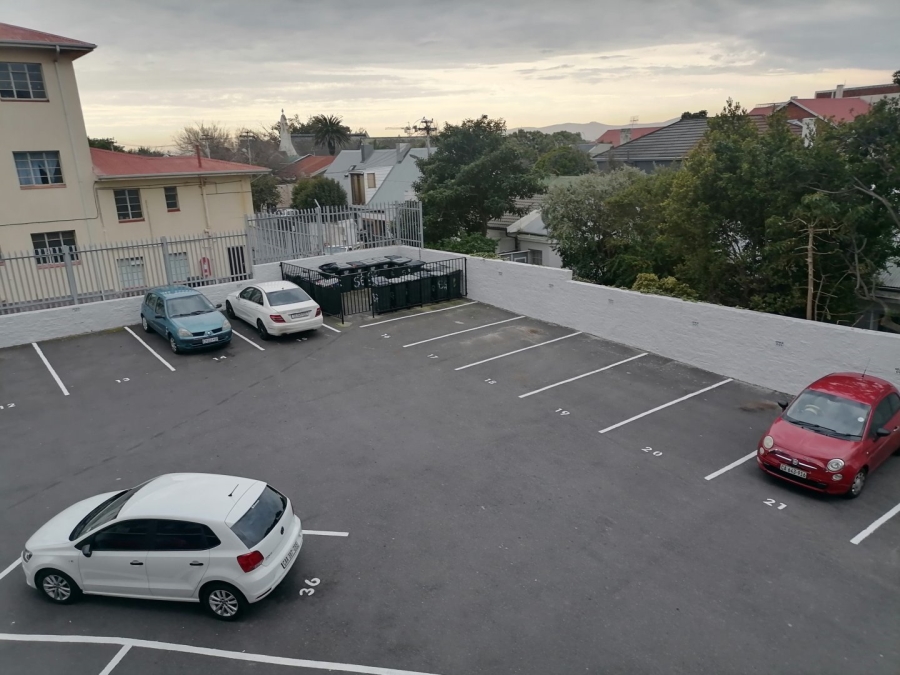 1 Bedroom Property for Sale in Mowbray Western Cape